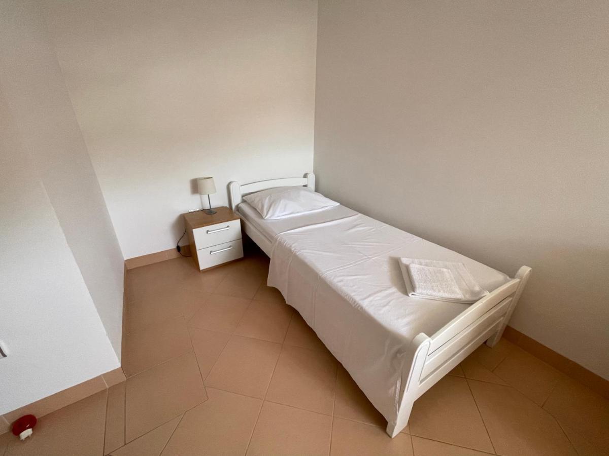 סטארה נובליה Apartments Andrea מראה חיצוני תמונה