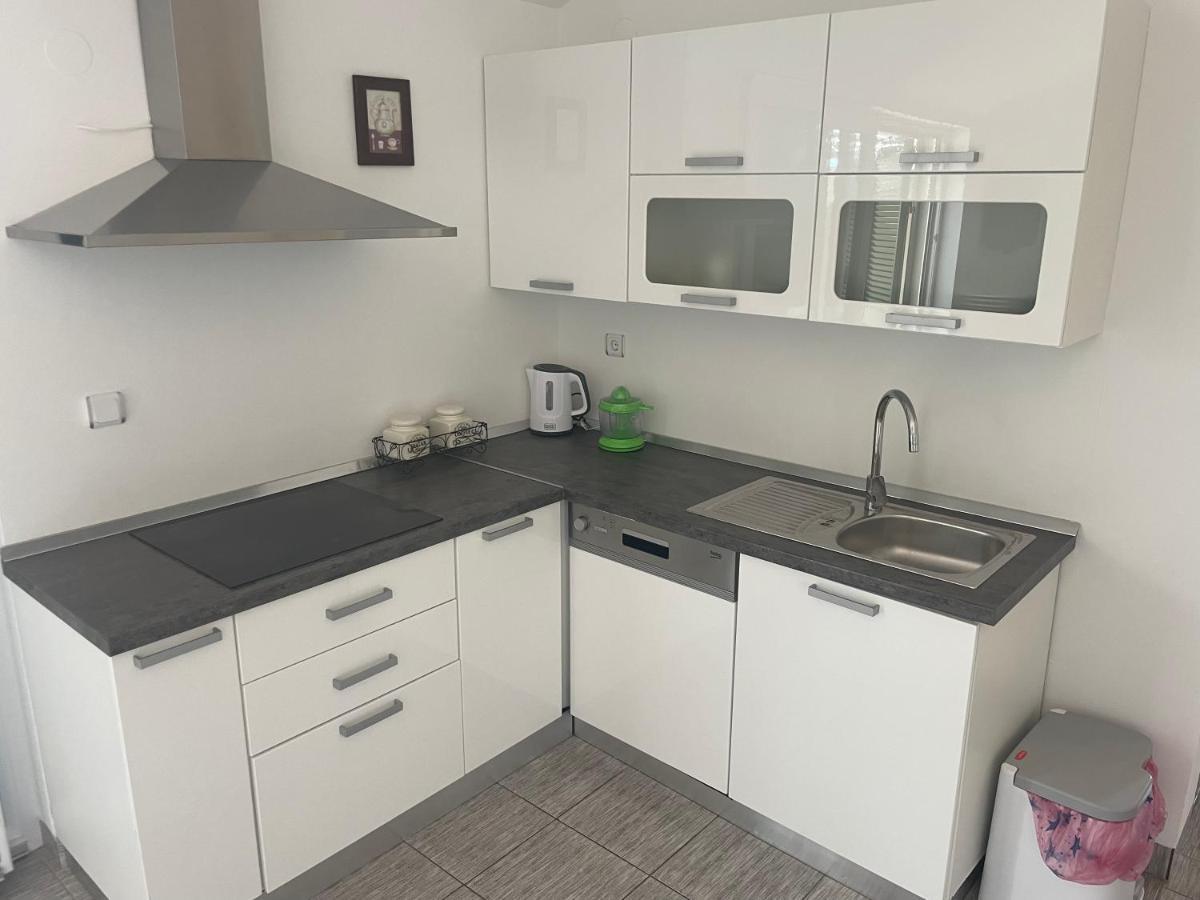 סטארה נובליה Apartments Andrea מראה חיצוני תמונה
